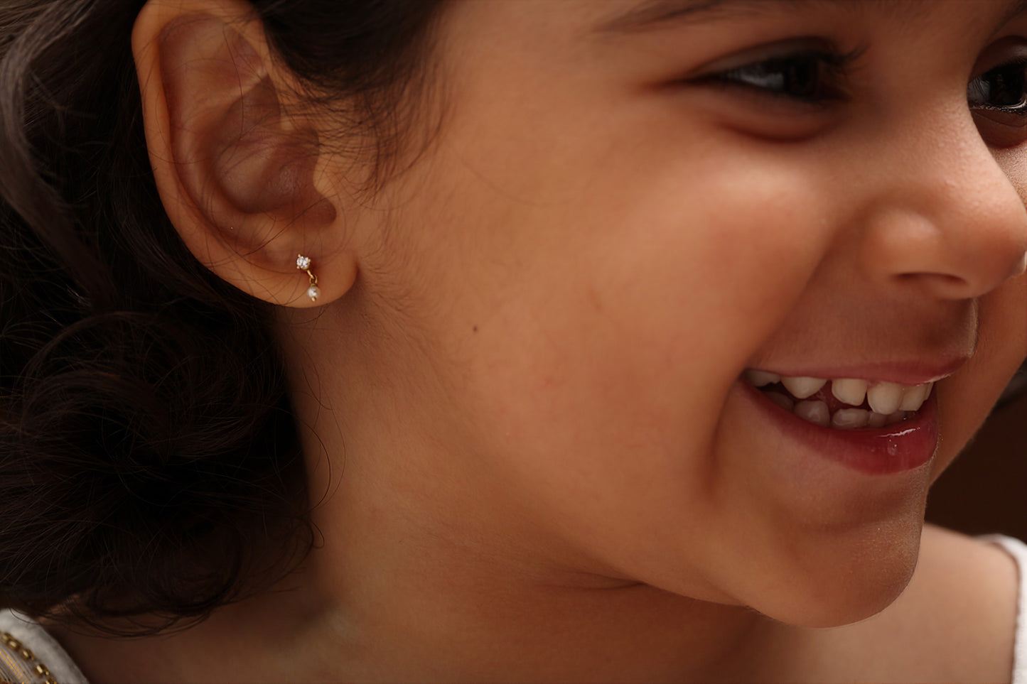 The Babyrasa Varsha Gold, Diamond and Pearl Ear Studs by Rasvihar