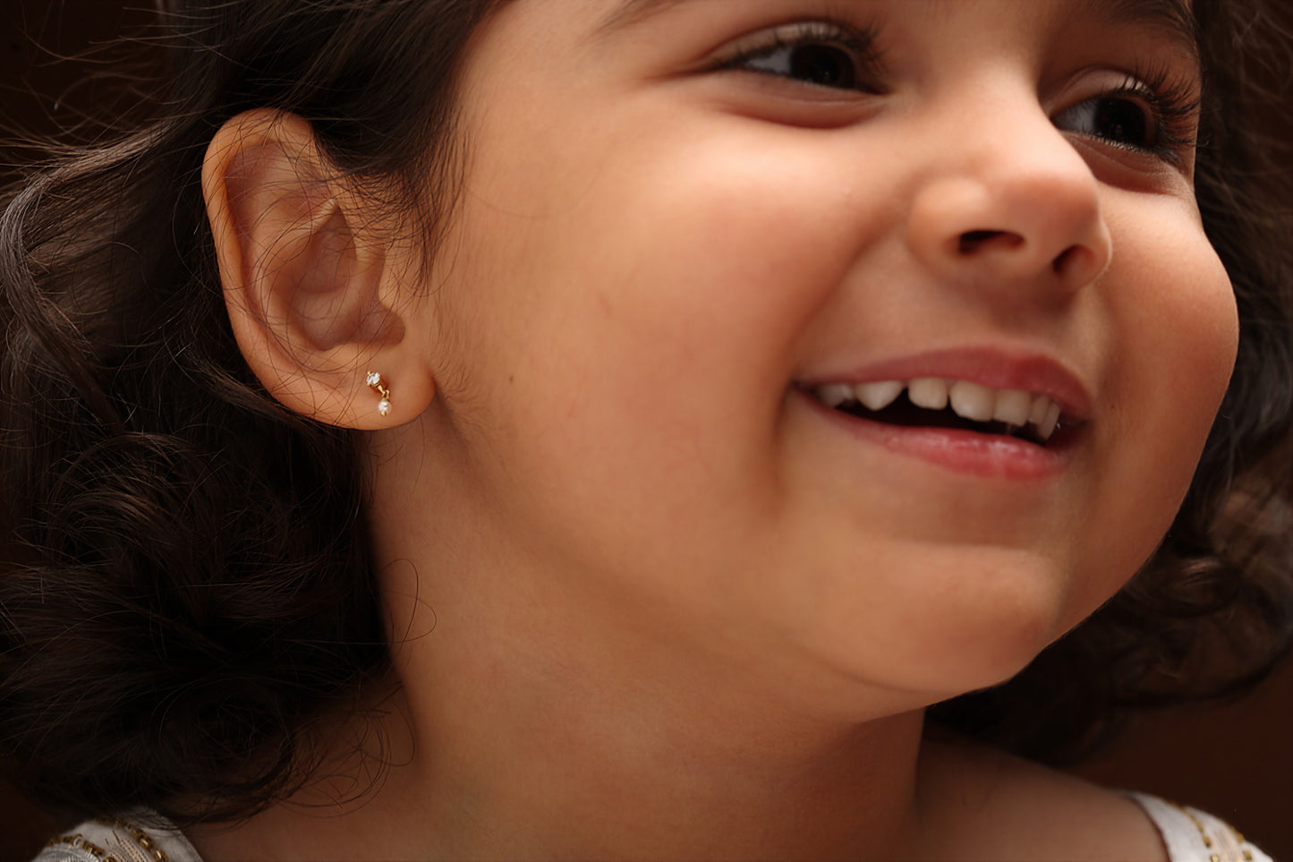 The Babyrasa Varsha Gold, Diamond and Pearl Ear Studs by Rasvihar