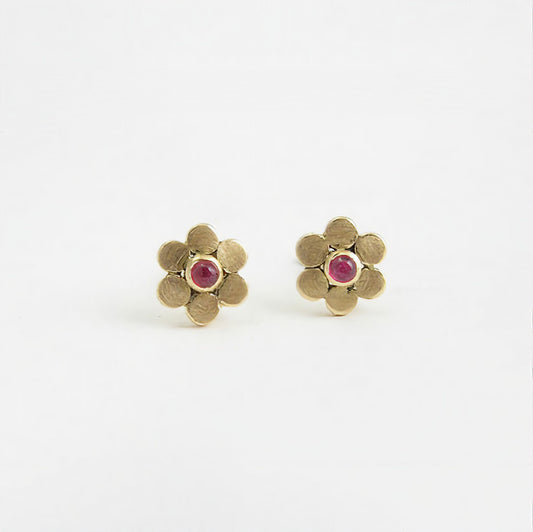 The Babyrasa Yahvi Floral Gold and Ruby Ear Studs by Rasvihar
