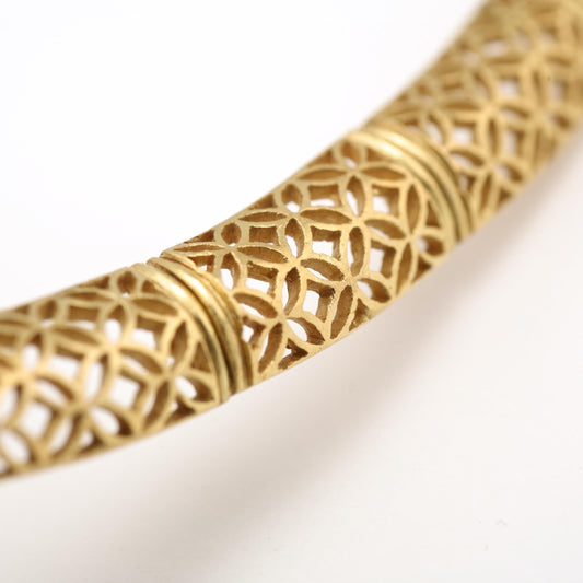 The Indrakanta Lace Series Gold Necklace by Rasvihar