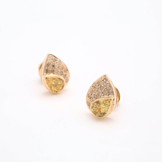 The Darpan Gold, Diamond and Yellow Sapphire Ear Studs by Rasvihar