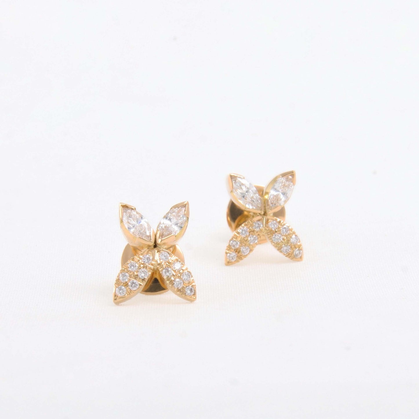 The Chaitali Gold and Diamond Ear Studs by Rasvihar