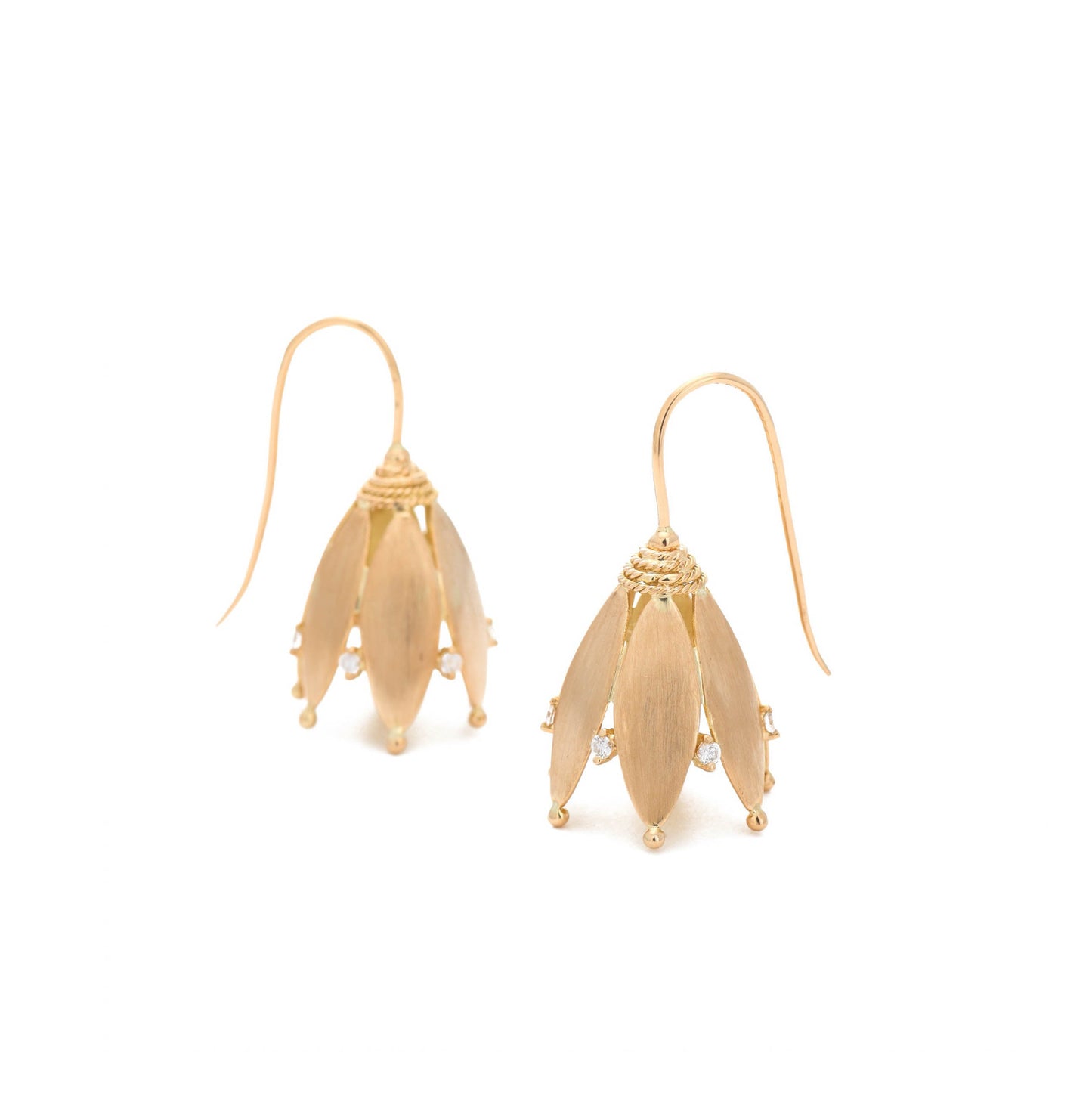 The Kanika Gold and Diamond Jhumka by Rasvihar