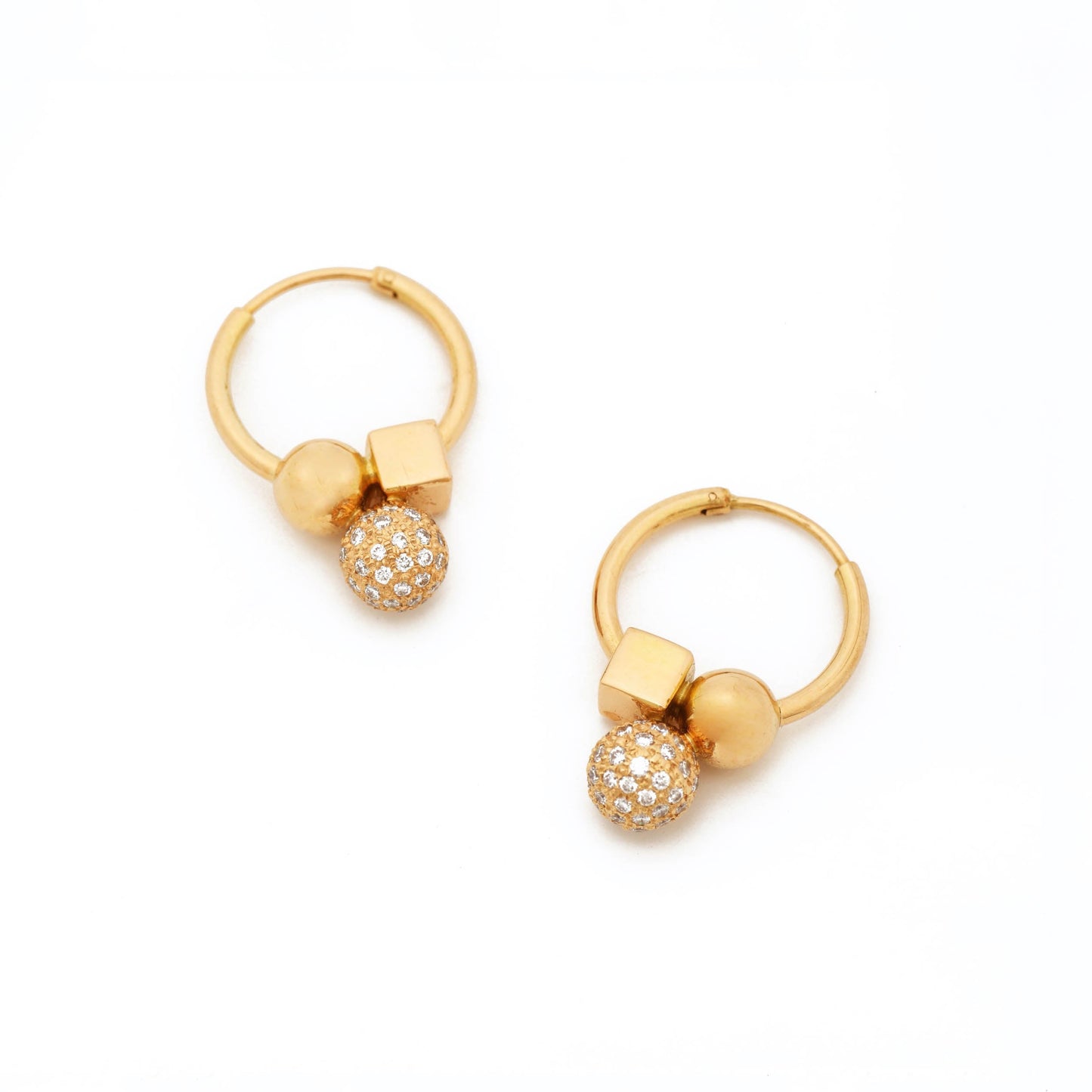 The Renuka Geo Series Gold and Diamond Bali by Rasvihar