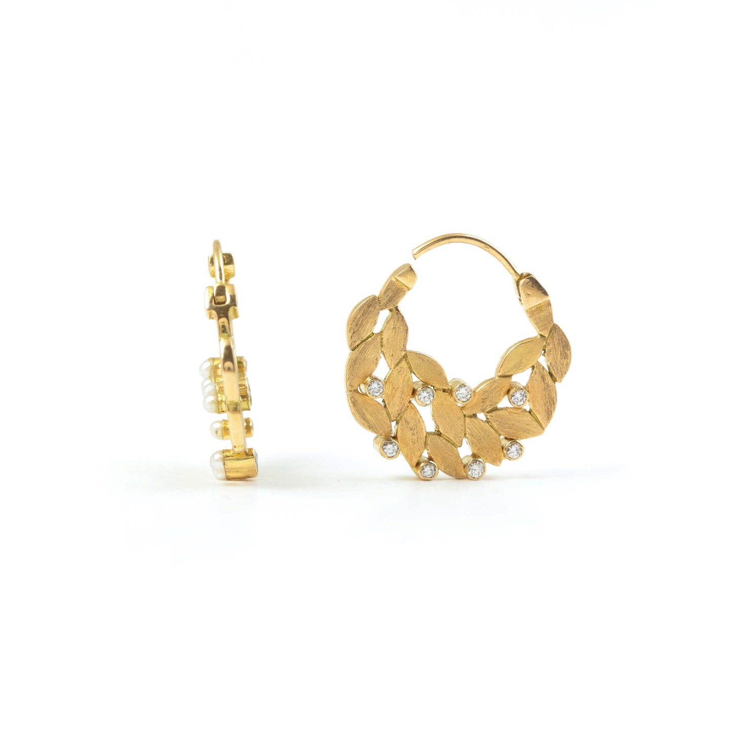 The Sahela Leaf Series Gold, Diamond and Pearl Bali by Rasvihar