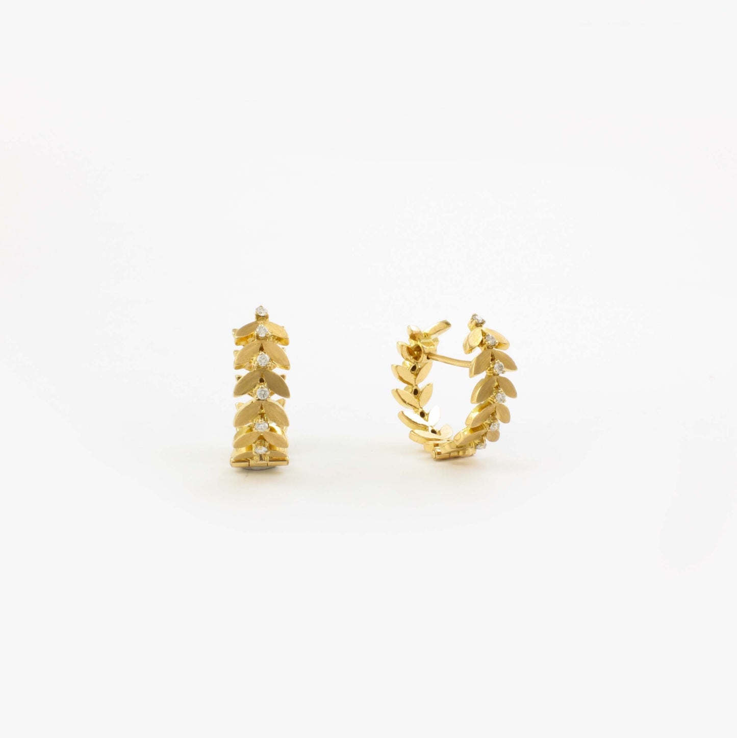 The Valachi Leaf Series Gold and Diamond Bali by Rasvihar