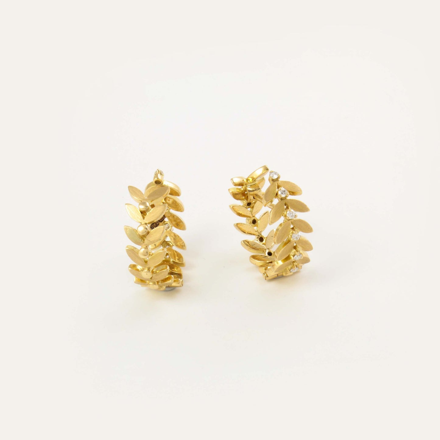 The Valachi Leaf Series Gold and Diamond Bali by Rasvihar