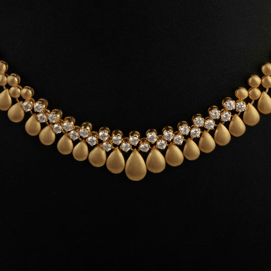 The Athulya Gold and Diamond Necklace by Rasvihar