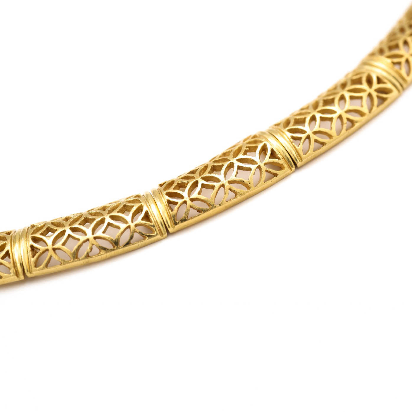 The Indrakanta Lace Series Gold Necklace by Rasvihar