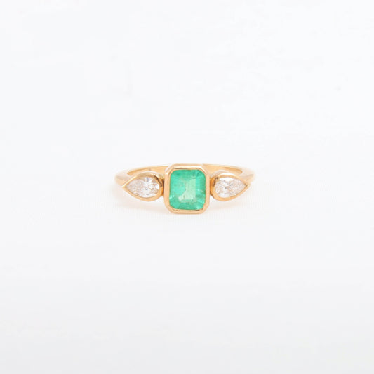 The Pradha Gold, Diamond and Emerald Ring by Rasvihar