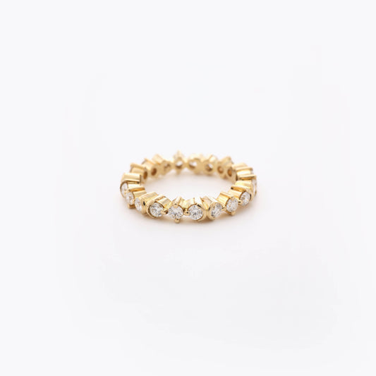 The Nithya Gold and Diamond Ring by Rasvihar