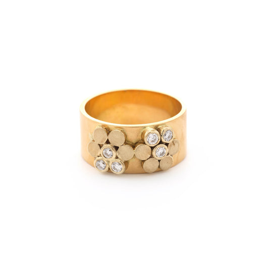 The Sucharitra Primulus Series Gold and Diamond Ring by Rasvihar