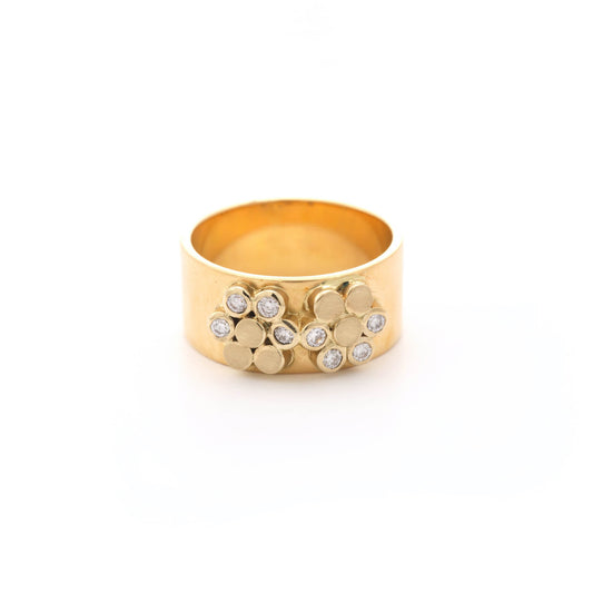 The Akshita Primulus Series Gold and Diamond Ring by Rasvihar